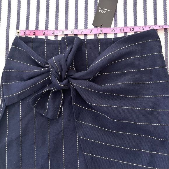 J.O.A Navy Pinstripe Tie Wrap Mini Skirt Medium - Picture 3 of 7